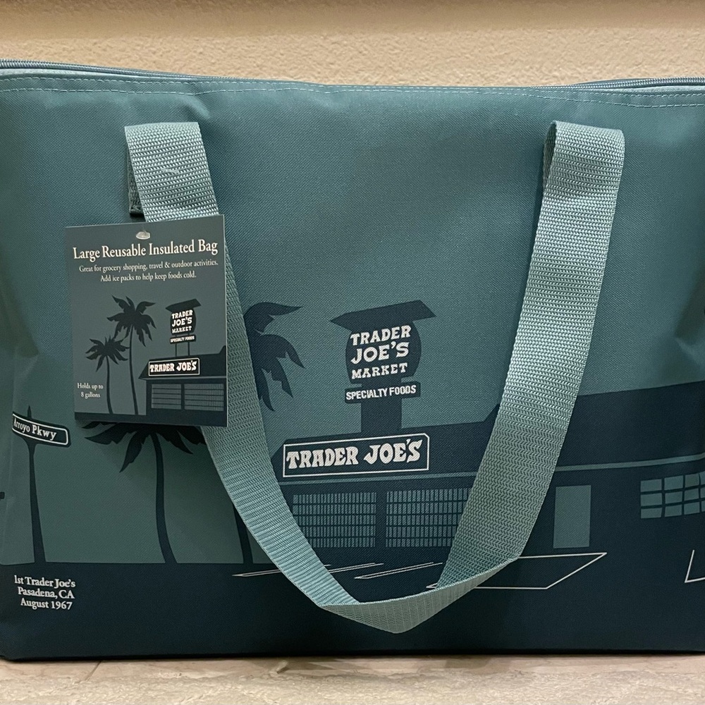 NEW Trader Joe's Large Reusable Insulated Grocery Shopping Bag DUSTY BLUE